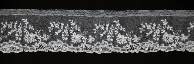 19c_Alencon_border_detail